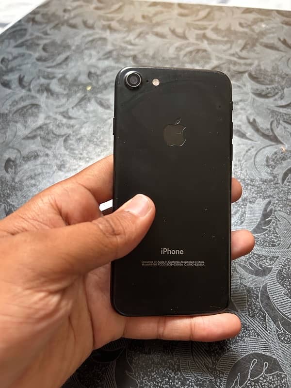 iPhone 7 PTA 128gb 2