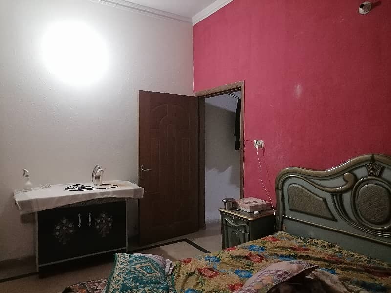 5 Marla House In Shoukat Town For Sale 23