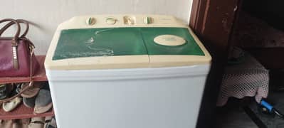 Dawlance washing machine with dryer . .