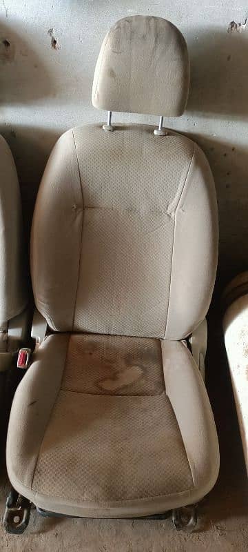 Toyota corolla genuine seats 3