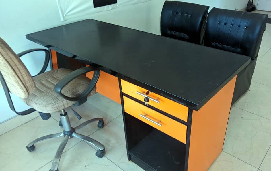 Unique Look Executive Table + Chair For Sale 1