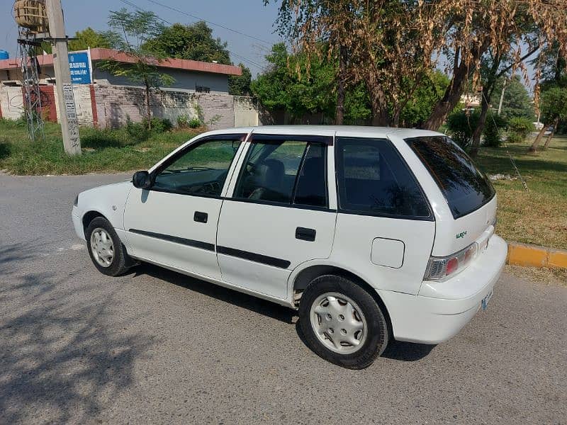 Suzuki Cultus VXL 2015 4