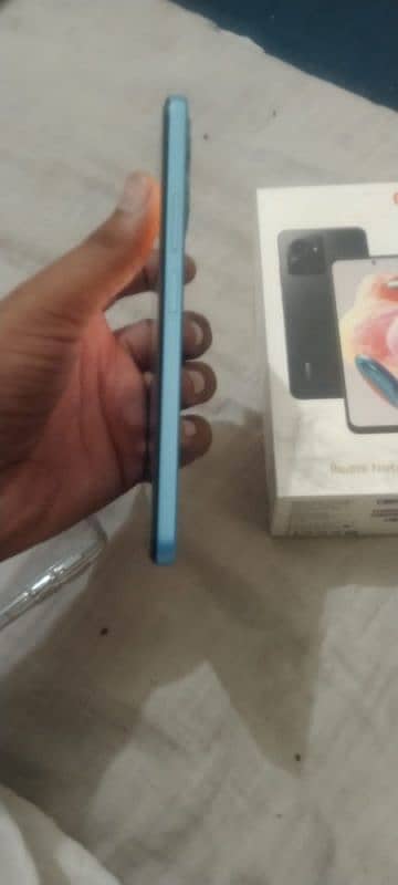 redmi note 12  ram 8/128 2