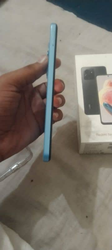 redmi note 12  ram 8/128 3