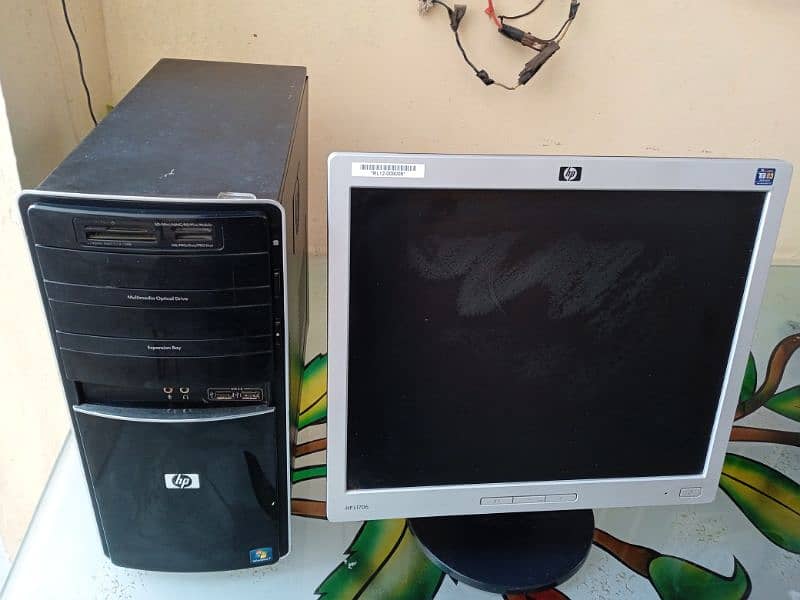 Hp Desktop with Hp LCD 1