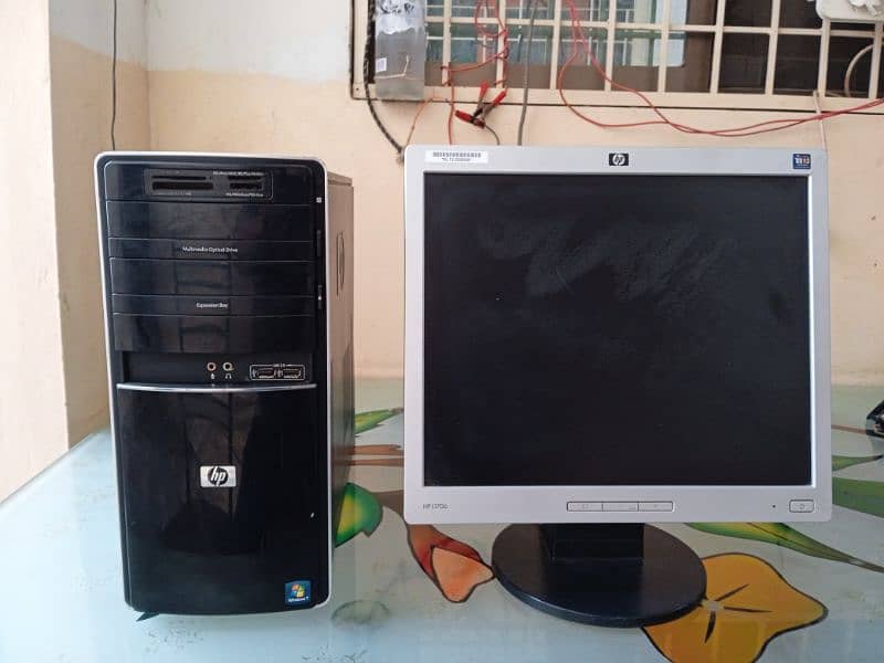 Hp Desktop with Hp LCD 4