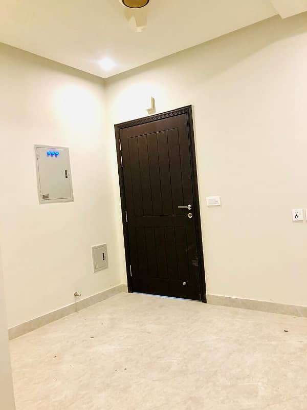 1 bed flat for rent in Zarkoon Heights 4