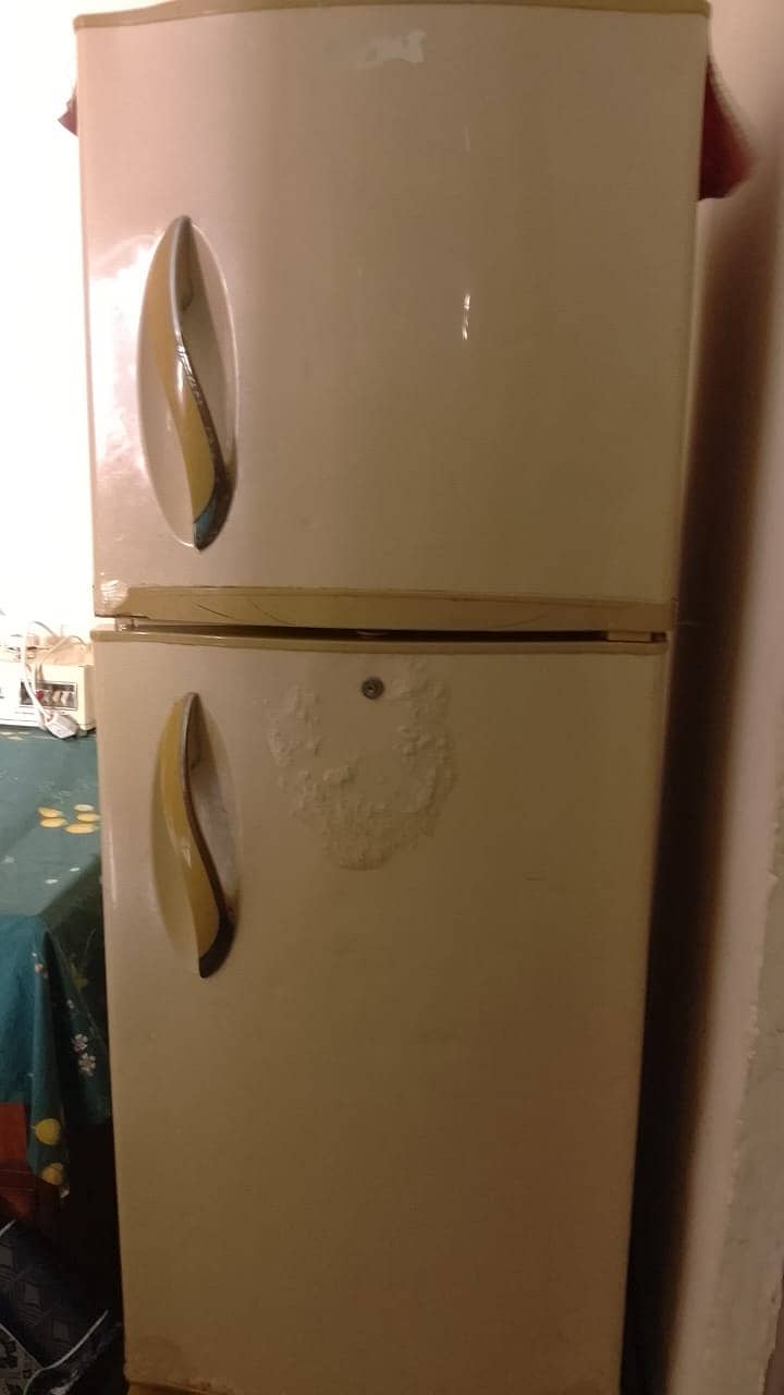 Waves Refrigerator/Waves Fridge/Good condition 0