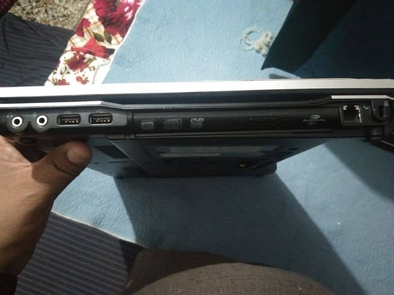 HP elitebook core 2due 9