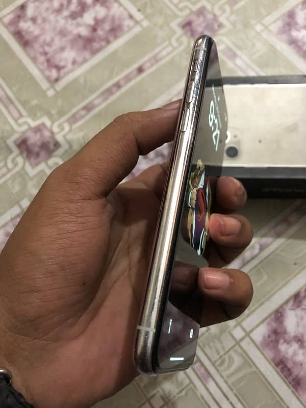 iPhone 11Pro with Box Exchange Possible 5