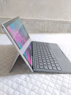 Microsoft surface pro 5 and keyboard