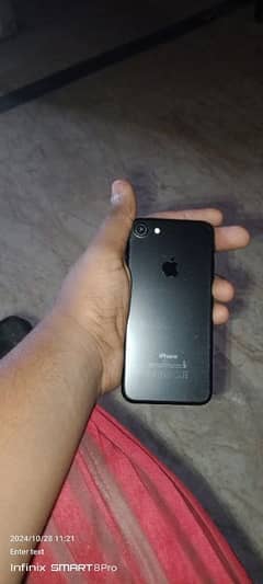 iphone 7 32gb non pta frant camera ki strip toti hoi batman ki bhe