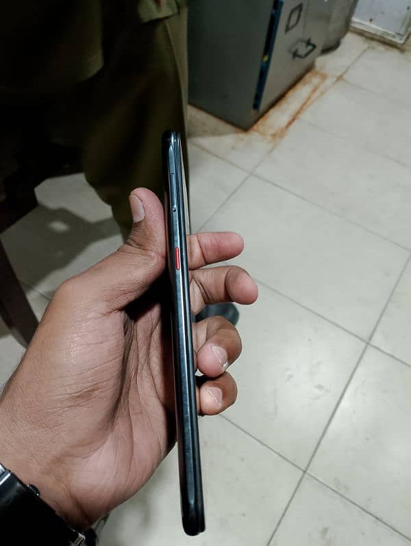 tecnco lc8. ,. . . 6_128gb 3