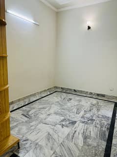 4 Marla 2 Bed Room Uper Portion in Gulraiz near Bahria Town 0