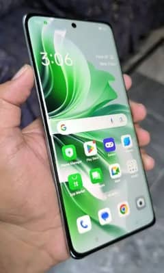 Oppo Reno 11 5G.      12 256