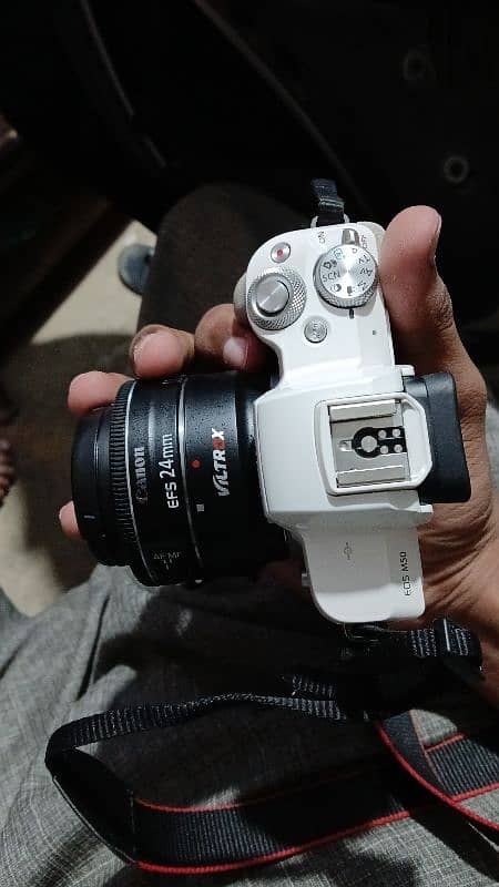 canon m50 only body 10/10 0