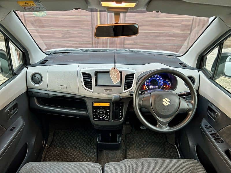 Suzuki Wagon R 2015 9