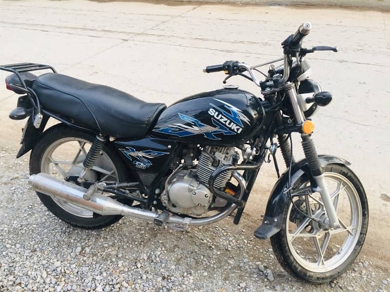 Suzuki GS150 Special Edition 3