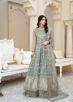 Rental lehnga