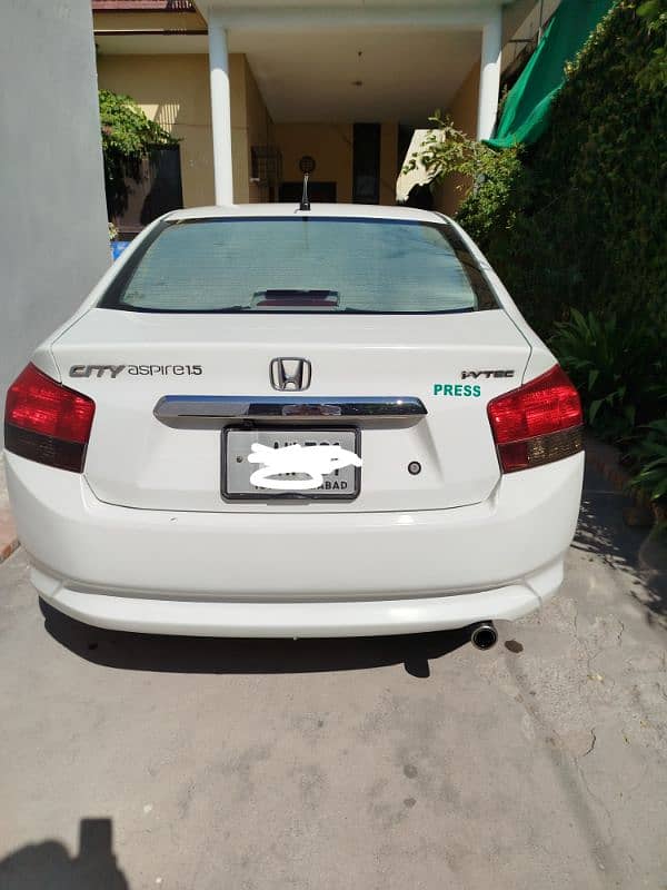 Honda City Aspire 2014 11