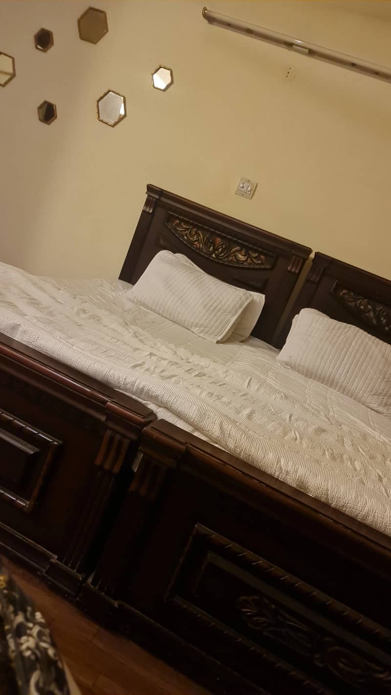 Pure Wood bed Urgent Sale Final Offer Very cheap 6