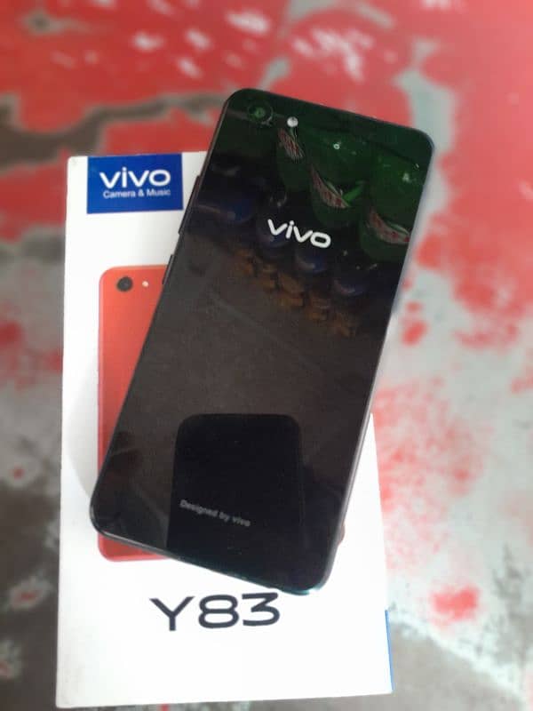 vivo Y-83 Mobile 6/128 with box and charger 2