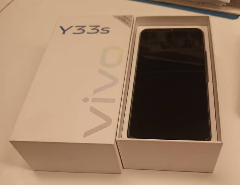 Vivo Y33s 0