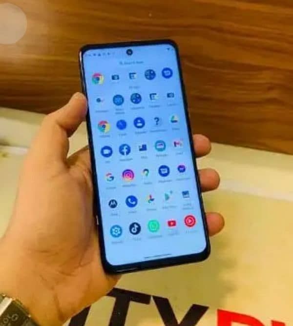 Motorola One 5G 1