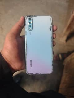 vivo S1