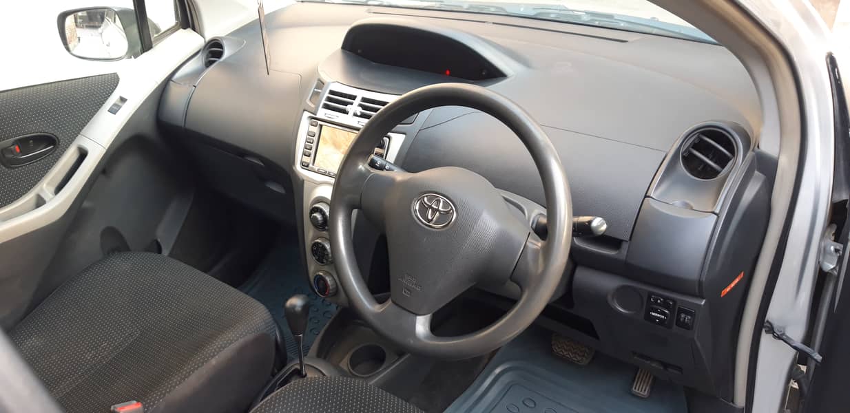 Toyota Vitz 2007 2