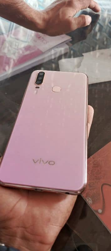 vivo y17 used condition as like new  exchange bi ho sakta ha 0