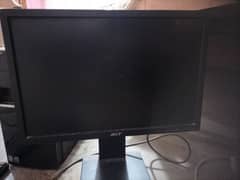 18 inch LCD for sale