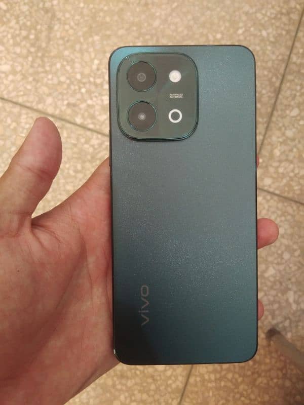 vivo y28 1