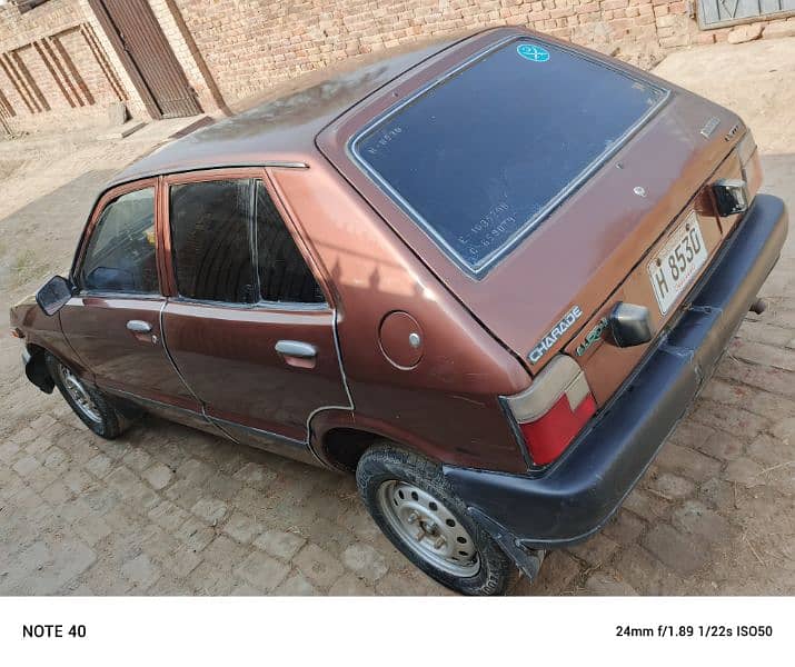 Daihatsu Charade 1982 5