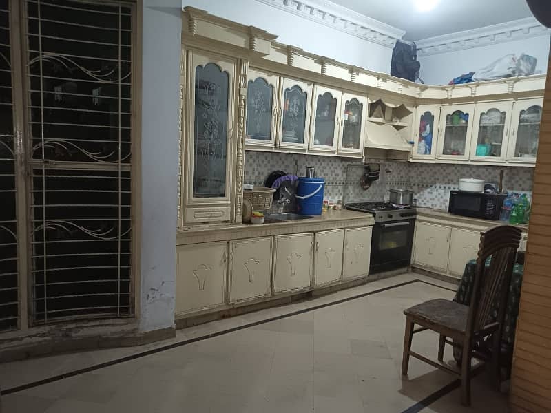 Double storey neat and clean house in block E sabzazar 4