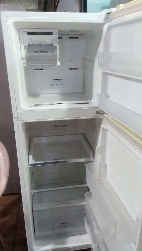 Samsung  inventer no feroz fridge first gas charge on condition 1