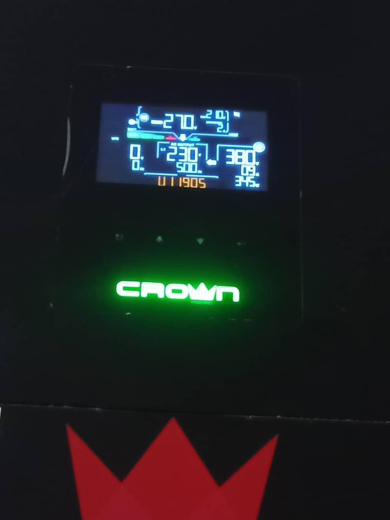 Crown Xiever 3.6 kS Hybrid Inverter 6