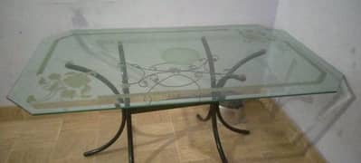 Sale dining table without cheers