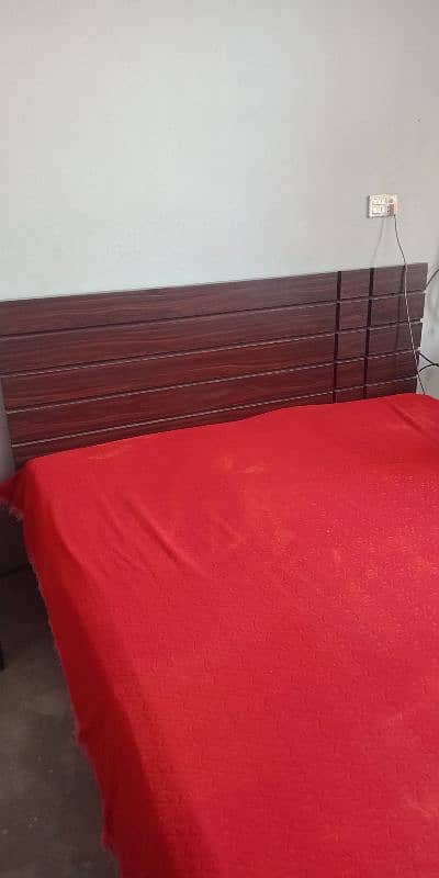 king size bed 1