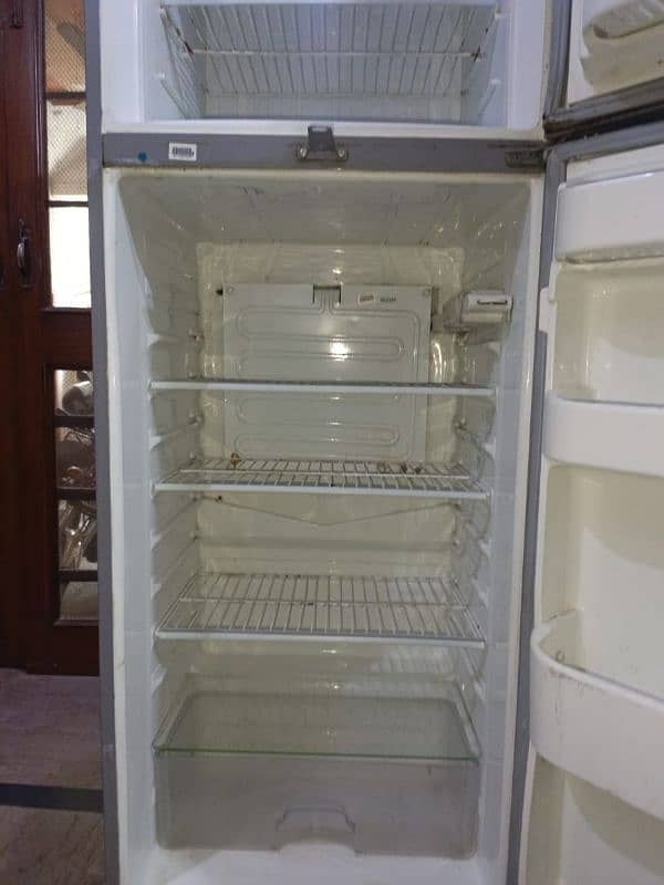 refrigerator 4