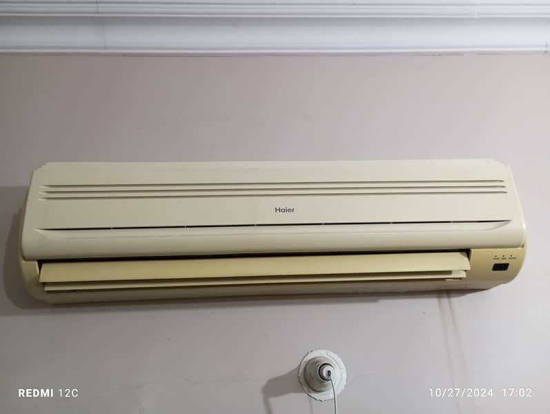 Haier Ac 1.5 ton 0