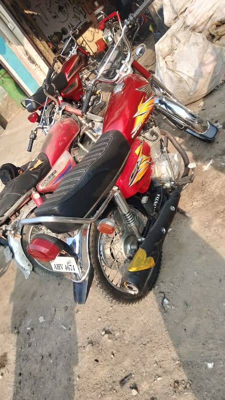 honda 125cc 2021 model lush condition 2