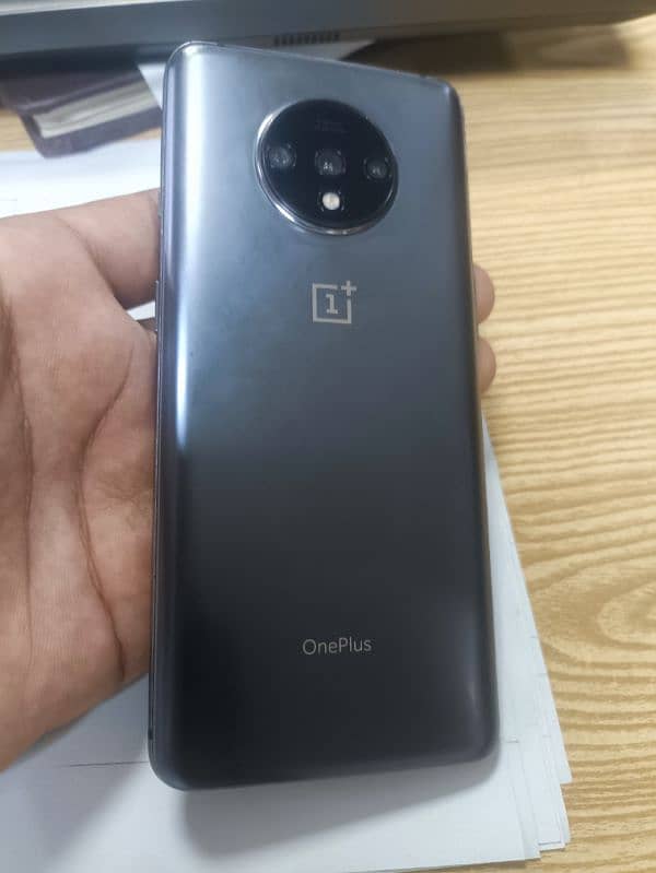 one plus 7t 8/128 0