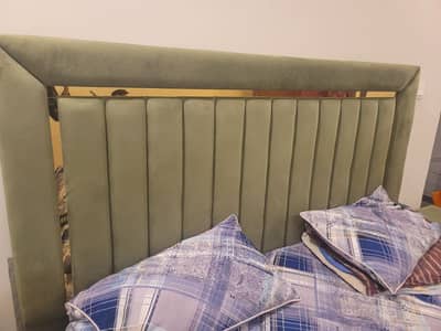 bedset , side tables, dressing tablee, medicated mattress