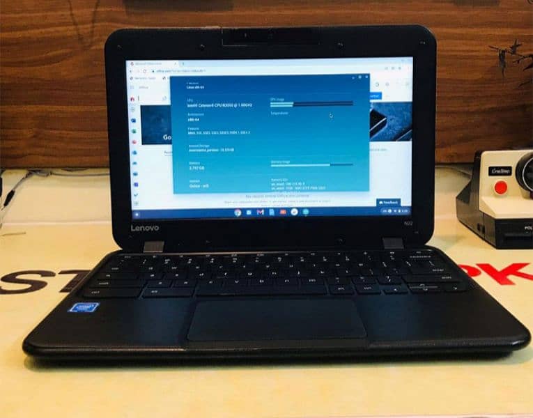 chrome book lenovo brand new 1