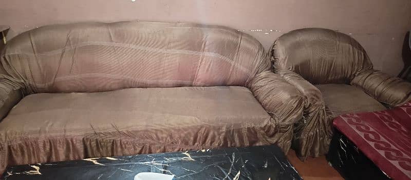 5 Seater Sofa Set with Cover urgent sale. 0