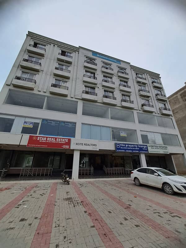 155 Sq-Ft Office on Main Canal Road Bahria Town Lahore 4