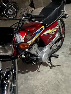 HONDA 125 KHI NUM 19 model 1ST OWNER