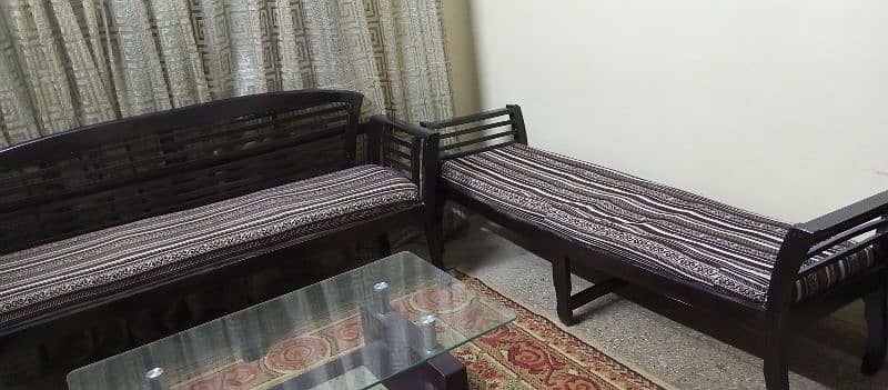 Fancy 8 seater wooden sofa set with center table 4