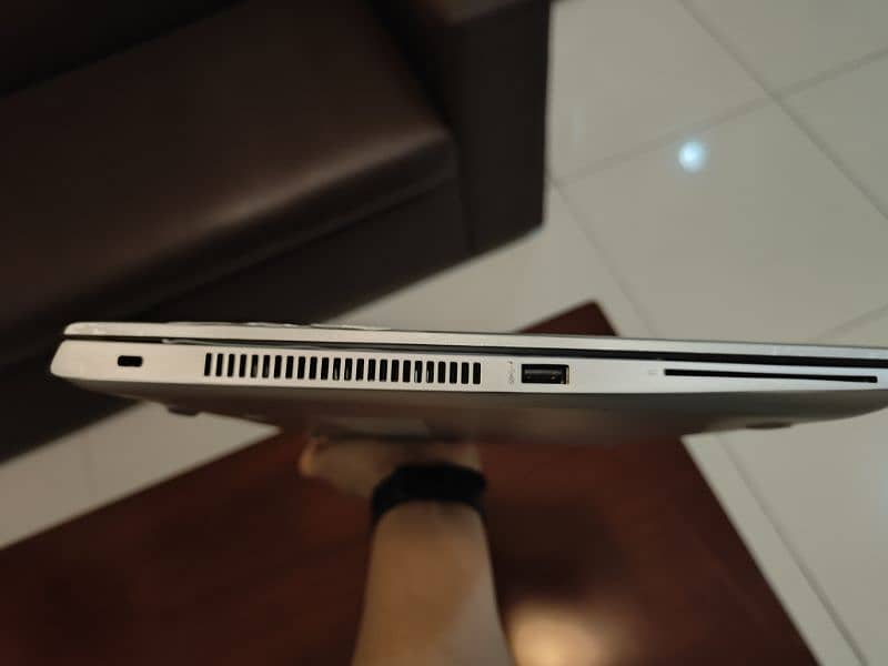 HP EliteBook 840 G5 core I7, 8th Gen, Touch screen HP with Sureview 6